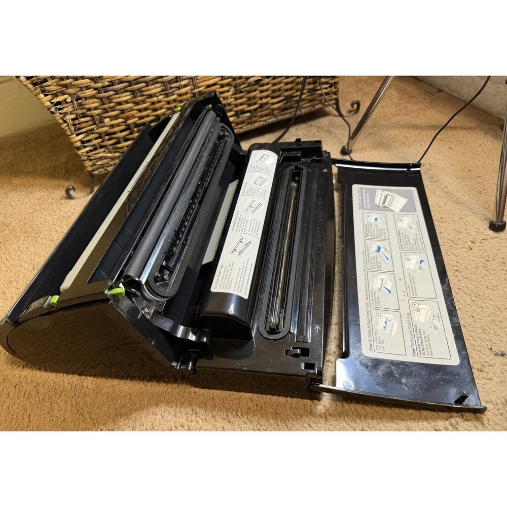 Foodsaver v3425 vacuum